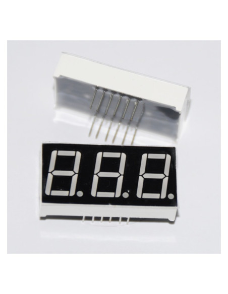 Display 7 segmentos Rojo Triple catodo común