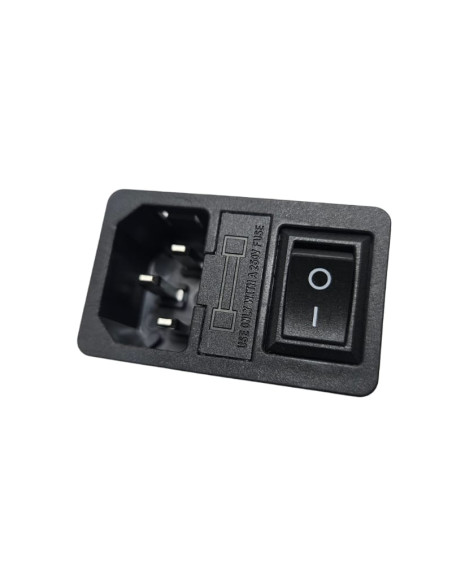 Toma Para Chasis AC-01 con Switch y porta fusible